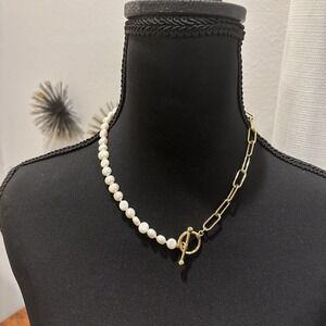 Fashion Half Pearl, Half Paperclip Chain Necklace with Toggle Clasp Unbranded